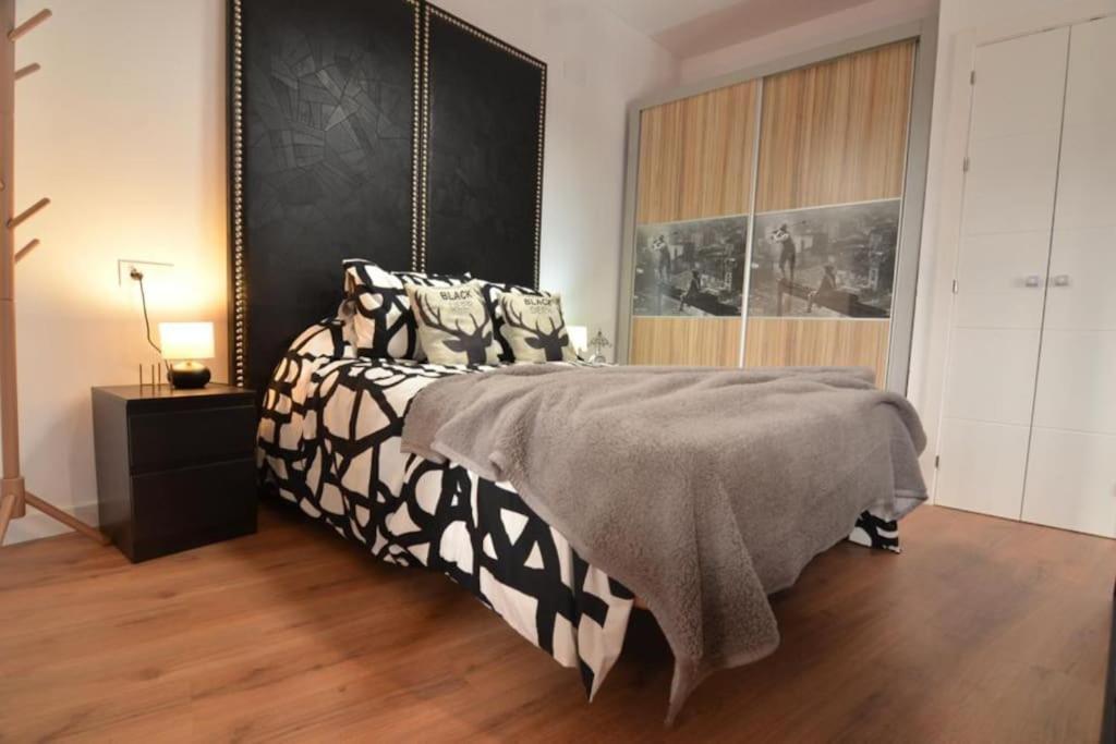 Luna'S Home. Precioso Loft En Bollullos Par Del Condado Buitenkant foto